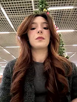 LilluKatten online show from January 17, 10:30 am