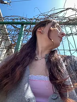 LilluKatten online show from April 17, 10:18 am