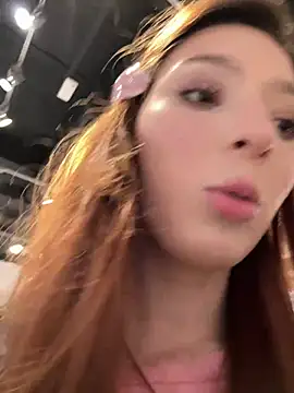 LilluKatten online show from March 28, 11:55 am