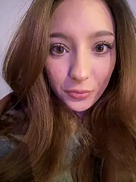 LilluKatten online show from April 2, 10:11 am