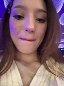 LilluKatten online show from March 13, 12:21 pm