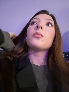 LilluKatten online show from April 3, 11:38 am