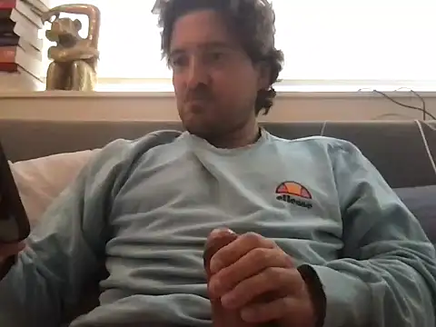 Snapshot of dutchpieter95 chatting on October 30, 11:30 am dutchpieter95 online show from October 30, 11:30 am