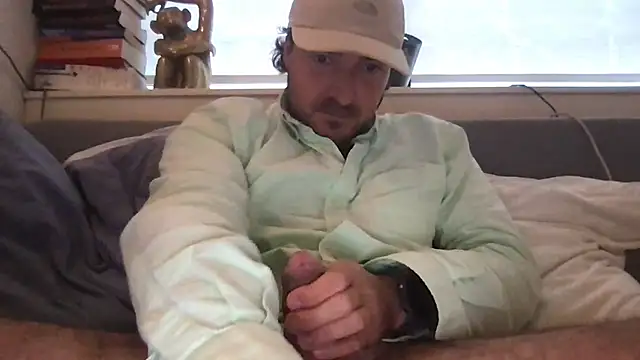 Snapshot of dutchpieter95 chatting on November 3, 9:46 am dutchpieter95 online show from November 3, 9:46 am