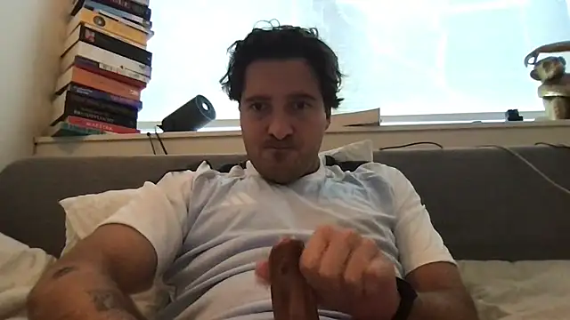 Snapshot of dutchpieter95 chatting on April 24, 12:51 pm dutchpieter95 online show from April 24, 12:51 pm