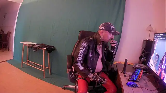 NahkaSami online show from November 11, 11:16 am