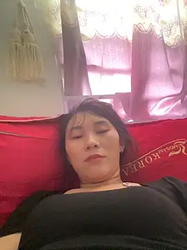 Snapshot of Amino-Suca chatting on November 6, 5:11 am Amino-Suca online show from November 6, 5:11 am