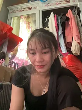 Snapshot of Amino-Suca chatting on October 31, 4:31 am Amino-Suca online show from October 31, 4:31 am