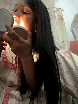 Snapshot of Amino-Suca chatting on November 16, 6:23 pm Amino-Suca online show from November 16, 6:23 pm