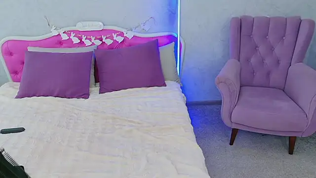 Barbie Kris   online show from April 21, 2:25 am