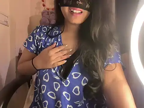 Snapshot of Shilpa_7 chatting on November 30, 4:30 pm Shilpa 7 online show from November 30, 4:30 pm