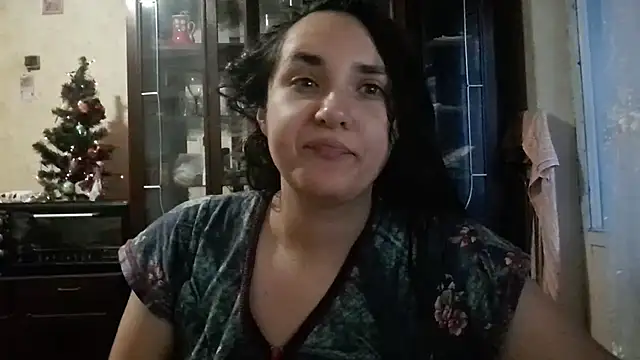 Snapshot of VoulezVous_Angel chatting on December 15, 5:46 am VoulezVous Angel online show from December 15, 5:46 am