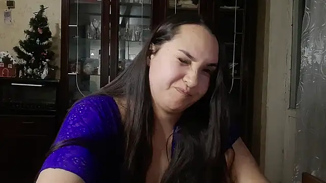 Snapshot of VoulezVous_Angel chatting on January 6, 5:39 pm VoulezVous Angel online show from January 6, 5:39 pm