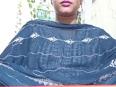 Snapshot of Nancy_queen001 chatting on November 28, 9:26 pm Nancy queen001 online show from November 28, 9:26 pm