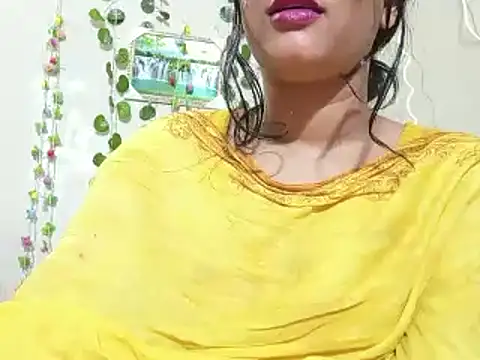 Snapshot of Nancy_queen001 chatting on December 2, 5:09 am Nancy queen001 online show from December 2, 5:09 am