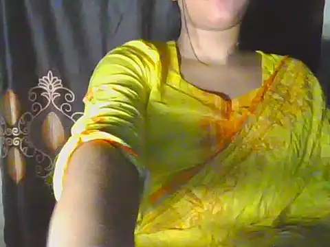 Snapshot of Nancy_queen001 chatting on November 1, 8:30 am Nancy queen001 online show from November 1, 8:30 am