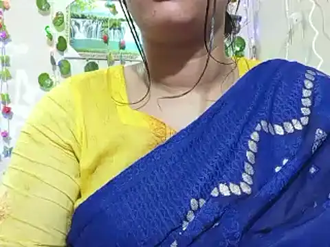 Snapshot of Nancy_queen001 chatting on November 29, 9:31 am Nancy queen001 online show from November 29, 9:31 am