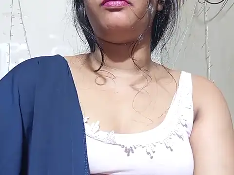 Snapshot of Nancy_queen001 chatting on November 3, 7:24 am Nancy queen001 online show from November 3, 7:24 am