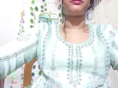 Snapshot of Nancy_queen001 chatting on November 27, 9:15 pm Nancy queen001 online show from November 27, 9:15 pm