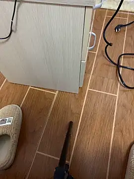 Snapshot of a-668899 chatting on October 31, 9:39 am a-668899 online show from October 31, 9:39 am