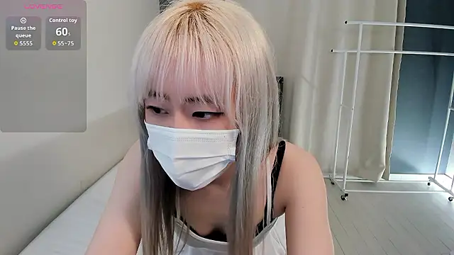 yeji 2001 online show from November 20, 11:11 am