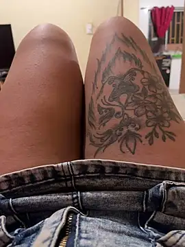 gatitaamelosa online show from March 19, 12:10 am