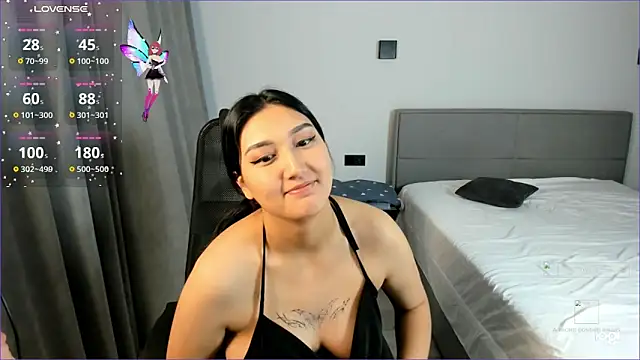 Yunamini online show from November 16, 7:29 pm