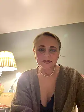 Snapshot of ToriLove777 chatting on November 1, 6:19 am ToriLove777 online show from November 1, 6:19 am