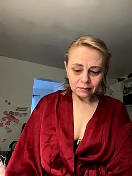 Snapshot of ToriLove777 chatting on December 4, 8:52 pm ToriLove777 online show from December 4, 8:52 pm