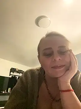 Snapshot of ToriLove777 chatting on November 30, 7:31 am ToriLove777 online show from November 30, 7:31 am