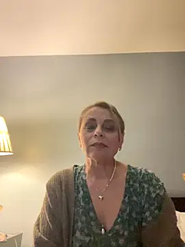 Snapshot of ToriLove777 chatting on November 18, 8:17 am ToriLove777 online show from November 18, 8:17 am