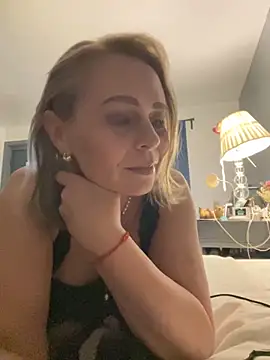 Snapshot of ToriLove777 chatting on November 26, 7:41 am ToriLove777 online show from November 26, 7:41 am