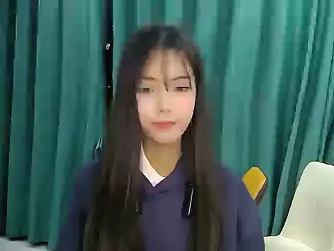 Snapshot of Angela-172 chatting on November 4, 1:04 pm Angela-172 online show from November 4, 1:04 pm