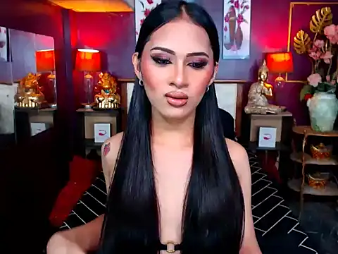 Plastique PATRICIA online show from March 24, 8:36 am