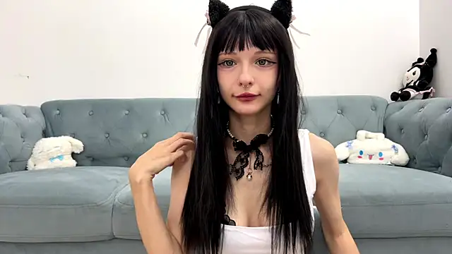 Snapshot of YunaBlossomy chatting on November 12, 5:11 am YunaBlossomy online show from November 12, 5:11 am