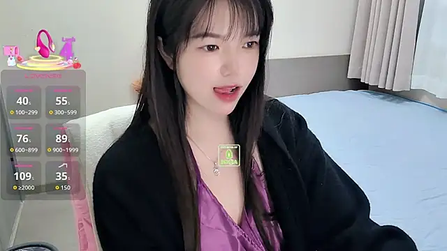 Snapshot of Dialog_Mu chatting on November 6, 12:58 am Dialog Mu online show from November 6, 12:58 am