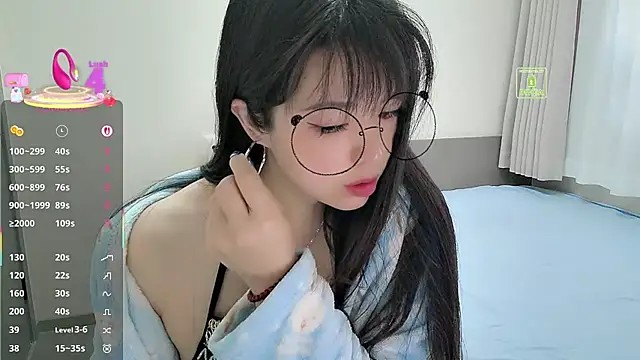 Snapshot of Dialog_Mu chatting on November 27, 12:33 am Dialog Mu online show from November 27, 12:33 am