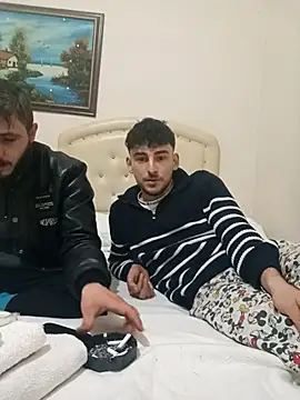 Snapshot of yasinesra757_ chatting on February 22, 12:57 am yasinesra757 online show from February 22, 12:57 am