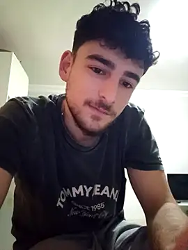 yasinesra757  online show from March 6, 12:05 am