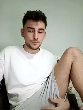 Snapshot of yasinesra757_ chatting on January 12, 3:52 pm yasinesra757 online show from January 12, 3:52 pm