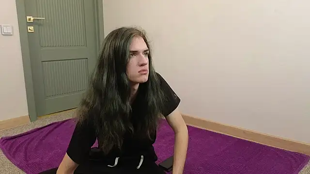 Snapshot of Harvey_Hair chatting on November 8, 1:47 pm Harvey Hair online show from November 8, 1:47 pm