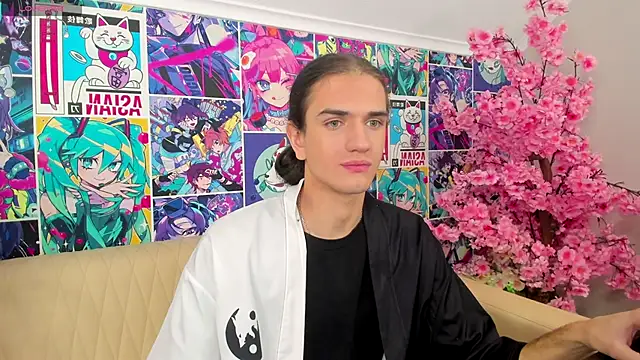 Snapshot of Harvey_Hair chatting on December 4, 4:39 pm Harvey Hair online show from December 4, 4:39 pm