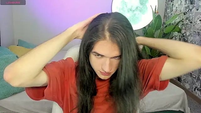 Snapshot of Harvey_Hair chatting on December 1, 3:35 pm Harvey Hair online show from December 1, 3:35 pm