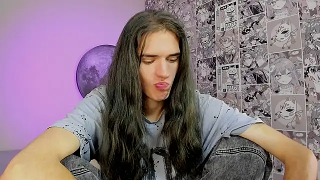 Snapshot of Harvey_Hair chatting on November 13, 3:16 pm Harvey Hair online show from November 13, 3:16 pm