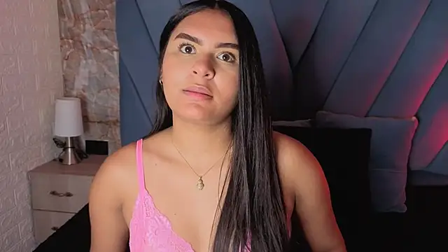 amarahanks1 online show from November 11, 11:38 am