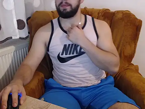 Snapshot of strongcoffee10 chatting on October 30, 2:25 pm strongcoffee10 online show from October 30, 2:25 pm