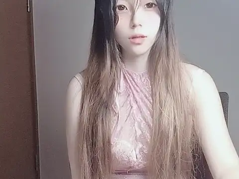 Snapshot of JuliaNoir chatting on November 1, 6:08 am JuliaNoir online show from November 1, 6:08 am