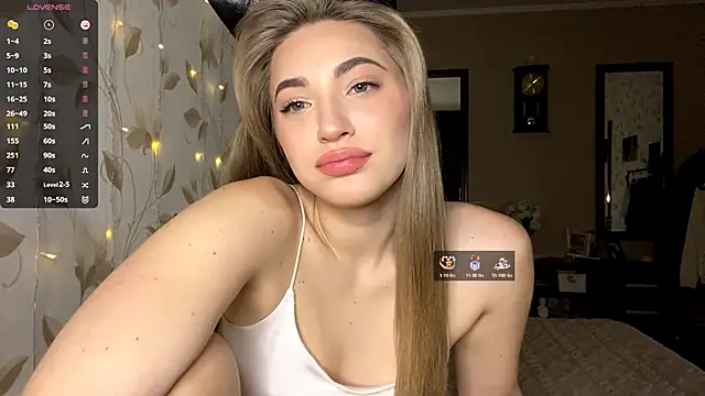 OrethaEredia online show from January 10, 5:08 pm