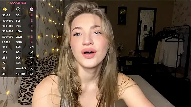 OrethaEredia online show from January 14, 6:11 pm