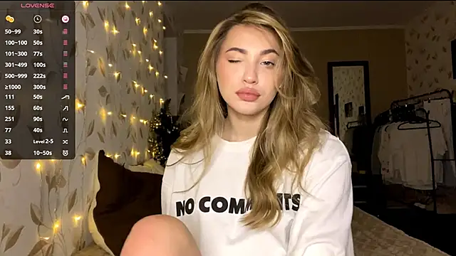 OrethaEredia online show from December 19, 6:10 pm